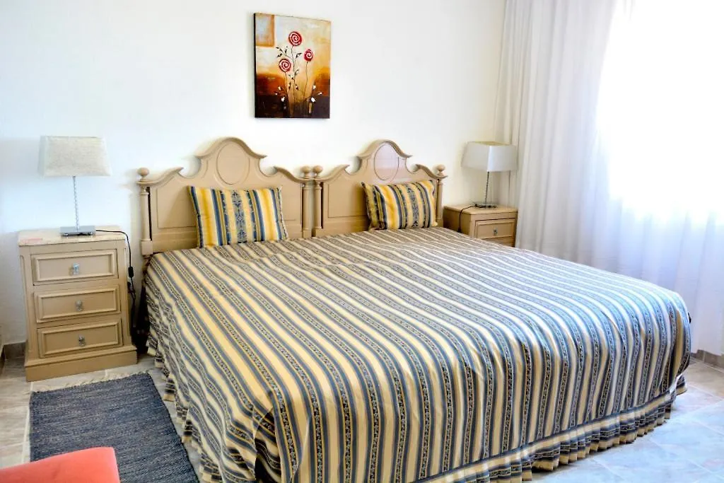 Ch 1 E 2 Two Apartments Up To 10 Guests Casa Da Horta, T1 & T2 Albufeira 0*,  Portugal